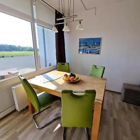 O06-007 * Heiligenhafen